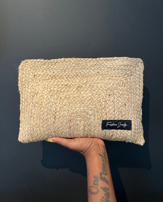“On Vacay” clutch bag.