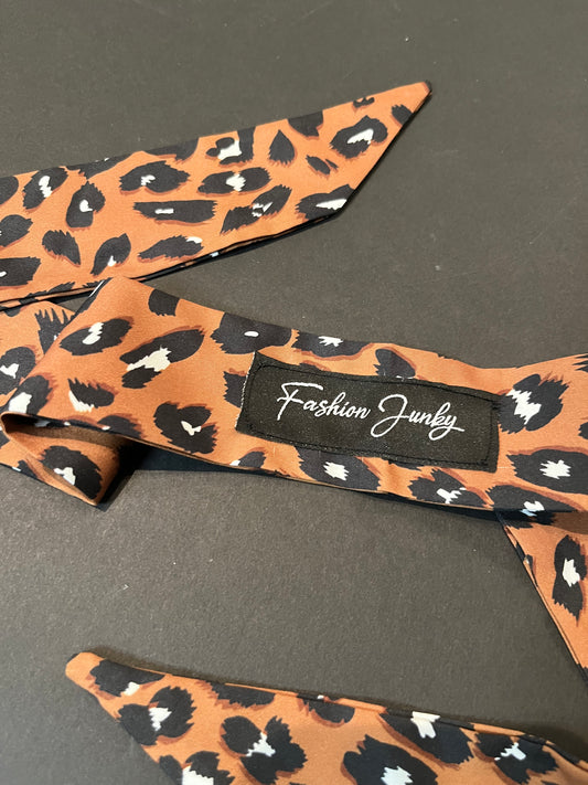 Tie headband.