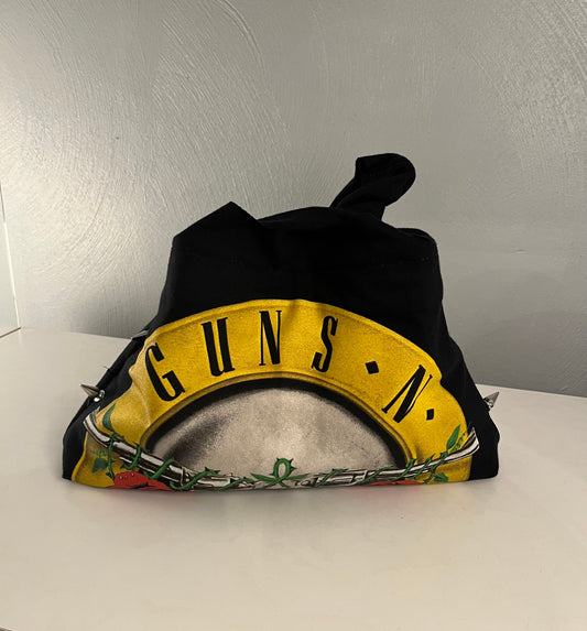 Guns/Roses tee bag.