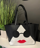 Anna Wintour tote.