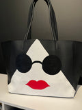 Anna Wintour tote.