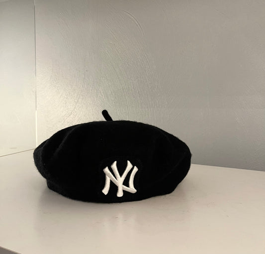 Yankee beret.