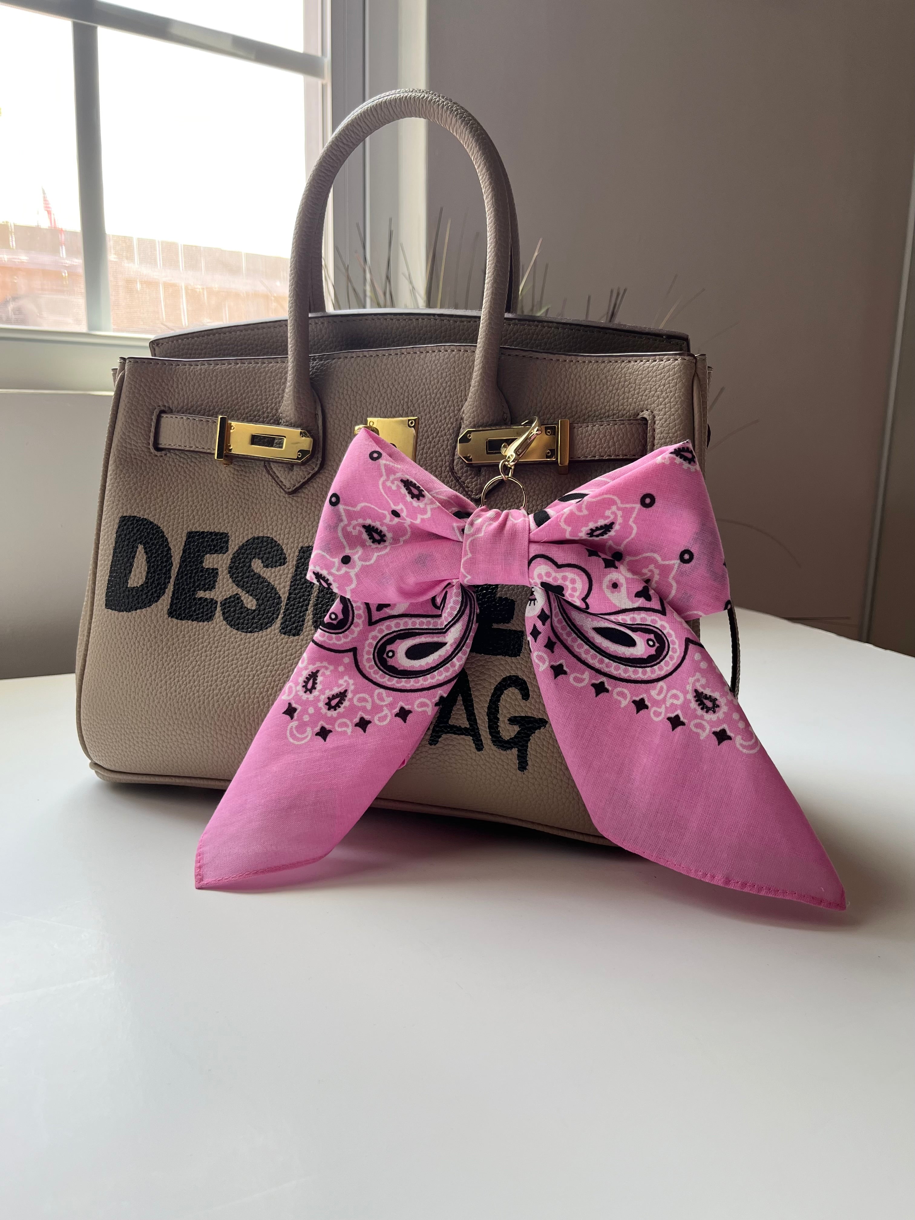 Bowdana Charm.