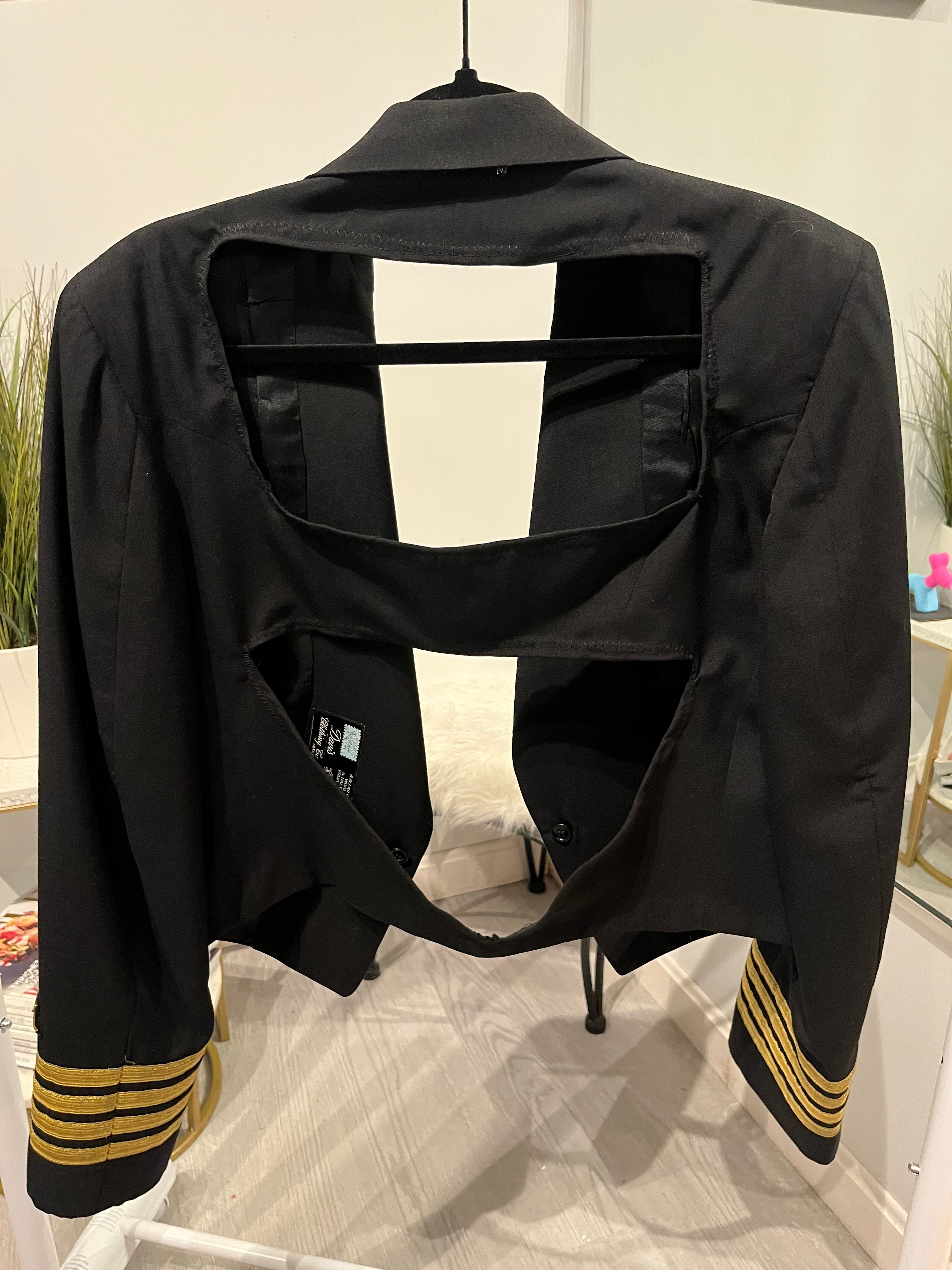 “No Service” Blazer.