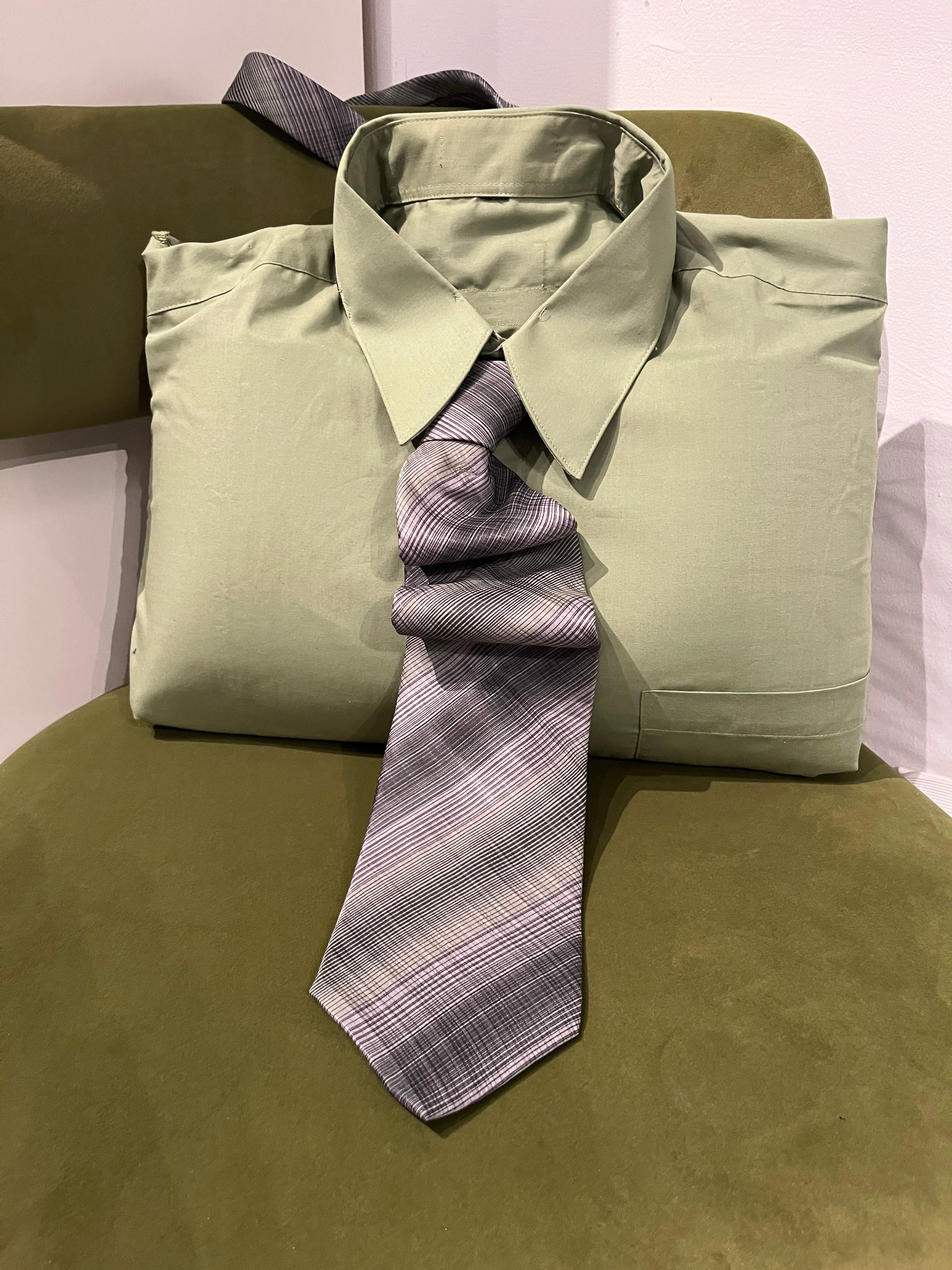Shirt & Tie bag.