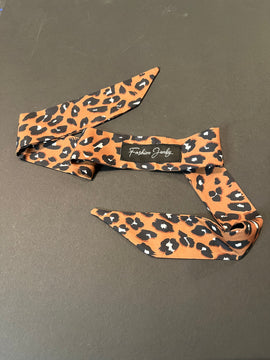 Tie headband.