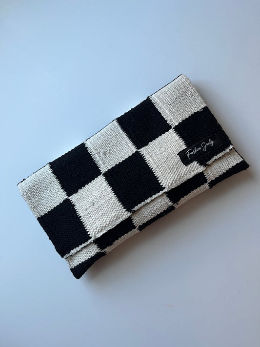 Chess clutch.