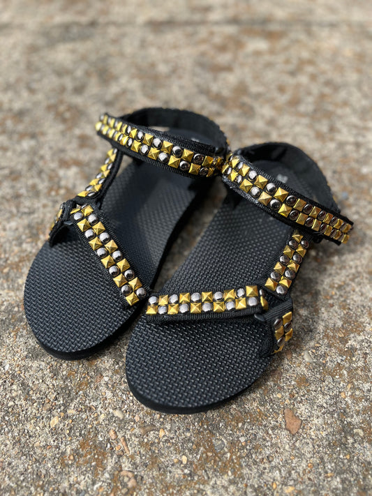 Silver/gold stud sandals
